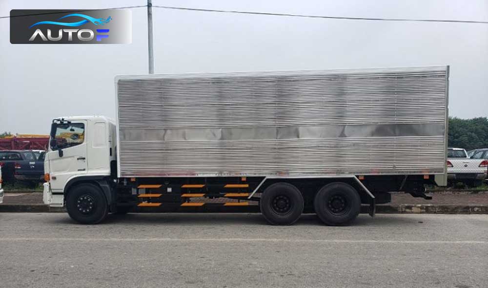 Xe tải Hino FL8JT7A (15t - 7.7m) thùng kín inox